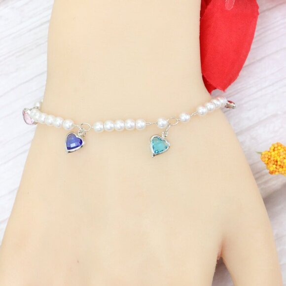 "Trendy Handmade Bracelet – A Thoughtful Gift for Girls & Women | UNVRC1440 - Picture 9 of 10